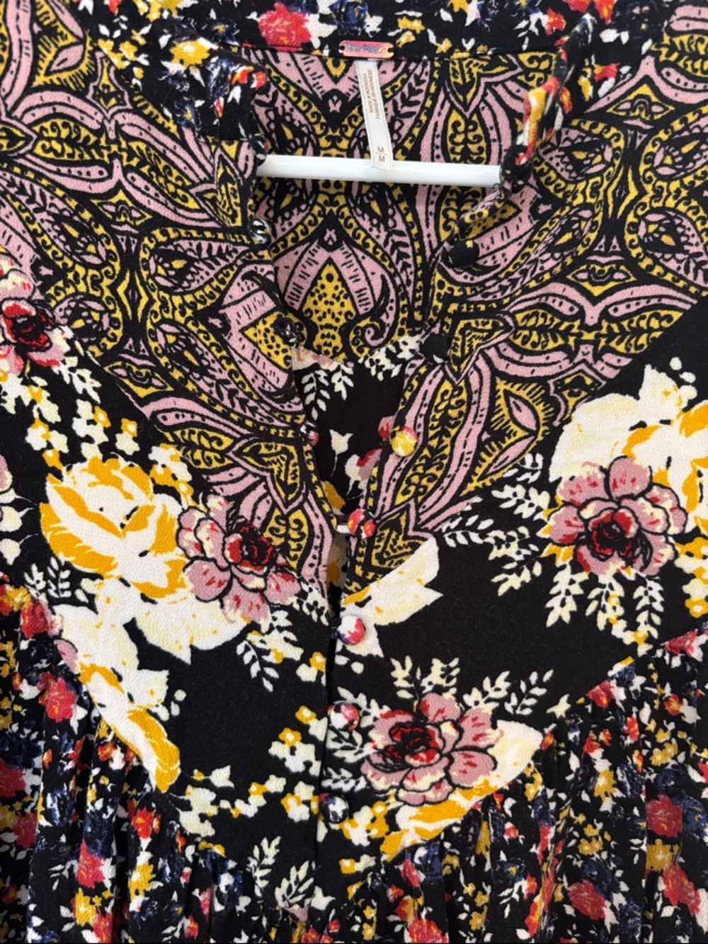Free People Black & Mixed Colors Wildflower Fields Boho Mixed Print Tunic Sz Med - Picture 4 of 7